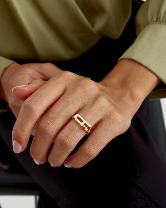 Heritage Baquette Letter