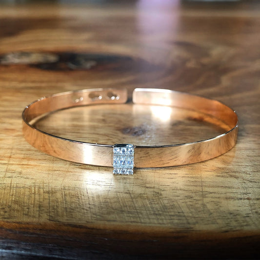 Baguette Stone Belt Clamp