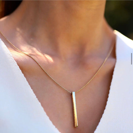 Four-Edged Rod Necklace