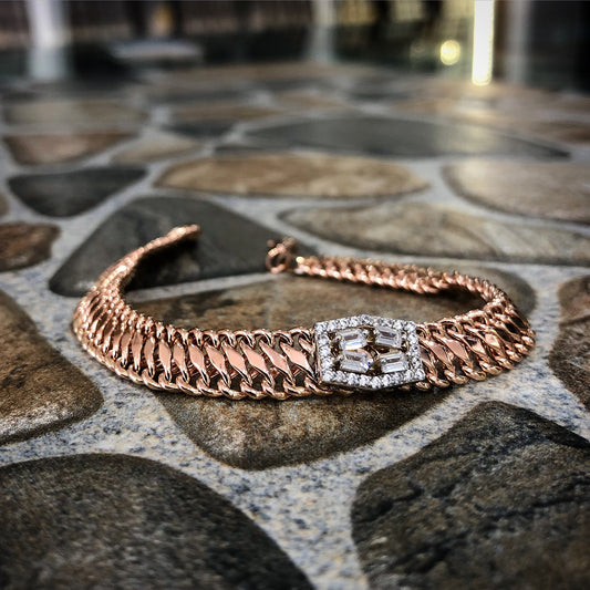 Knitted Bracelet with Baguette Buckle in the Middle