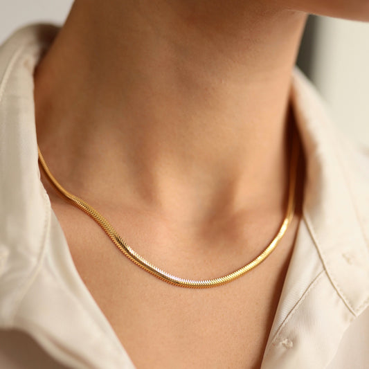 Wide Herringbone Necklace