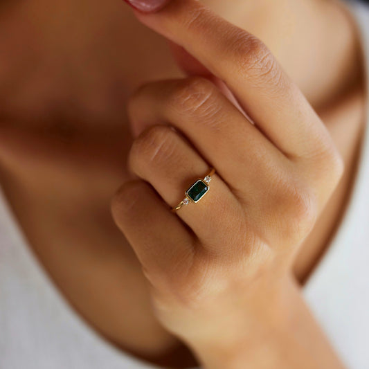 Rectangular Emerald Green Ring