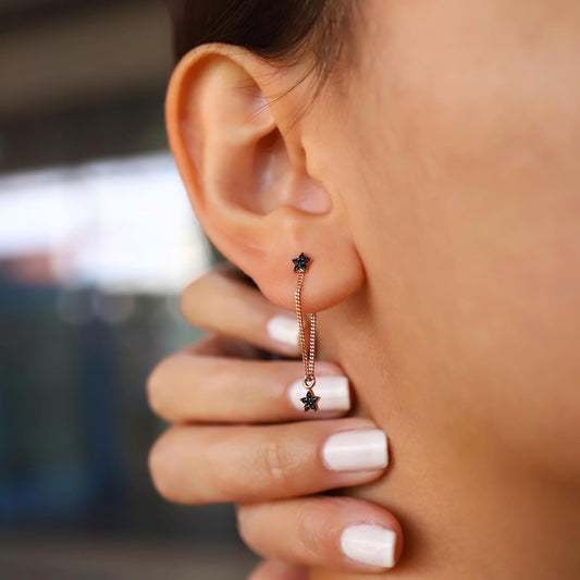 Siyah Yıldızlı Zincir Küpeler