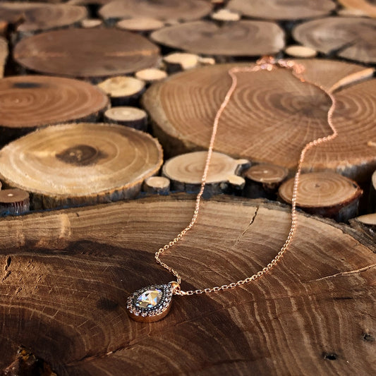 Diamond Mounted Drop Necklace