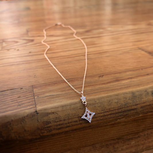 Baguette Stone Necklace in Diamond