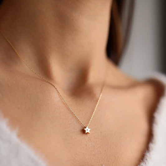 Single Stone Star Necklace